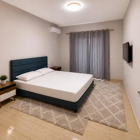 Apartamento Azure Coast Seaside Yellow